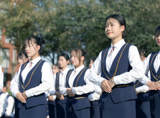 初中毕业考不上高中？不妨试试学习新能···