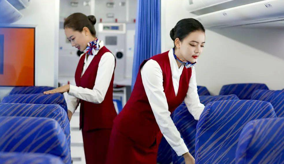 空中乘务专业